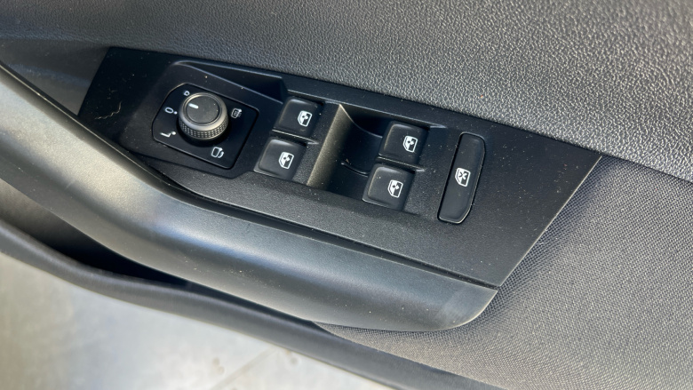 Volkswagen Polo 1.0 TSI Life 5dr Petrol Hatchback